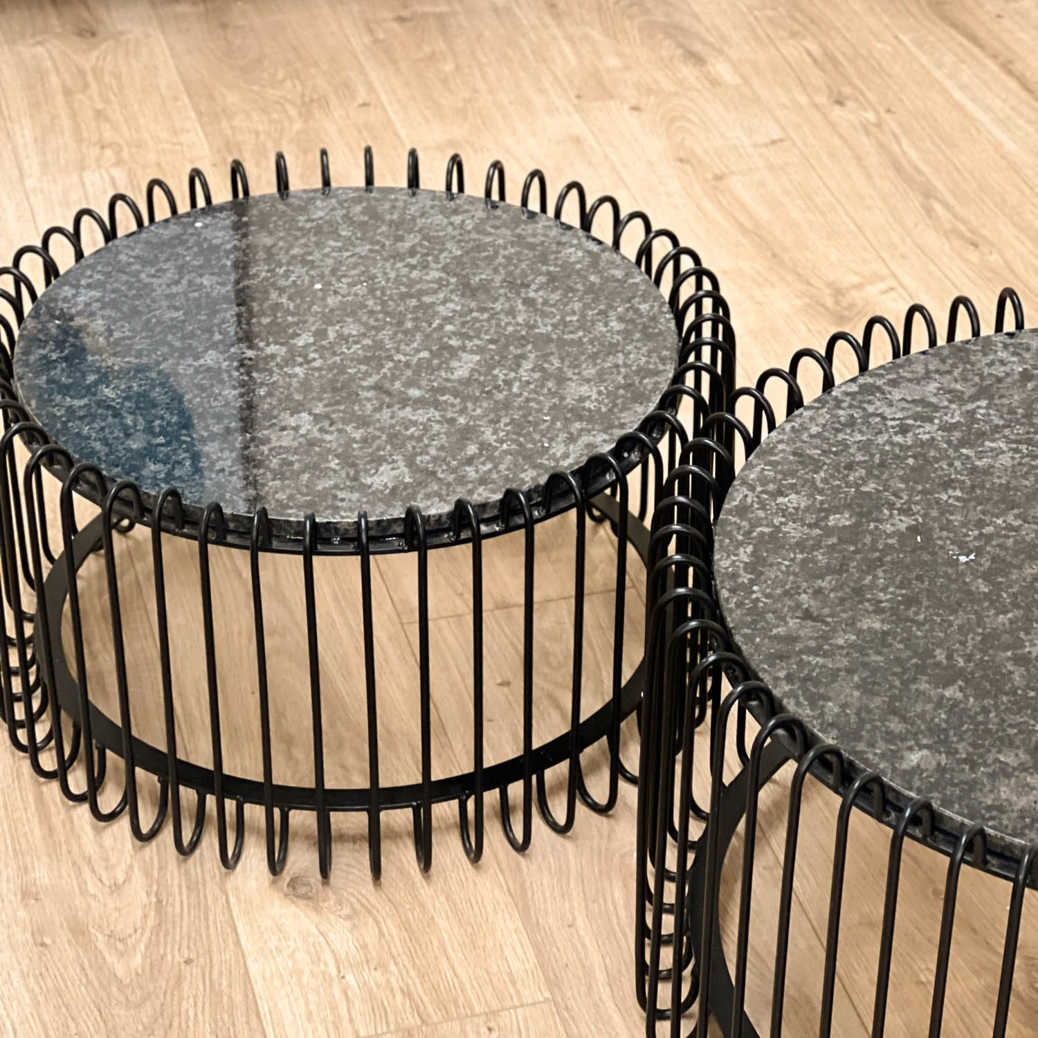 Set 2 tables basses filaires métal, plateau marbre, D70xH34CM/D60xH34CM - SIVAS - Image 32