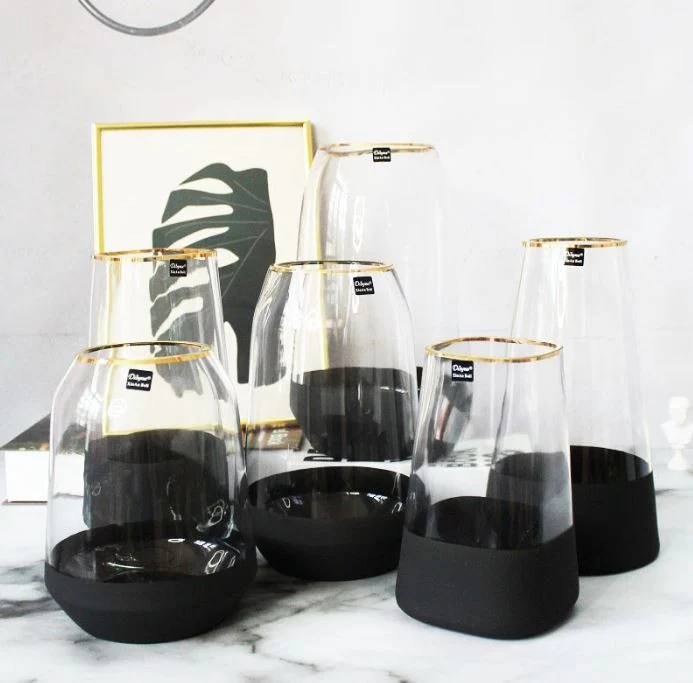 Vase en verre avec fond noir et bordure dorée, D10xH18,5CM - Image 3